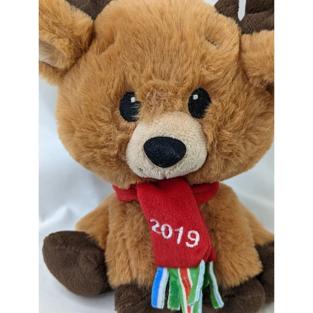 American Greetings Deer‎ Plush 8 Inch 2019 Christmas Scarf Stuffed Animal Toy
